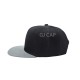GORRA ACRILICO PLANA NEGRO / GRIS